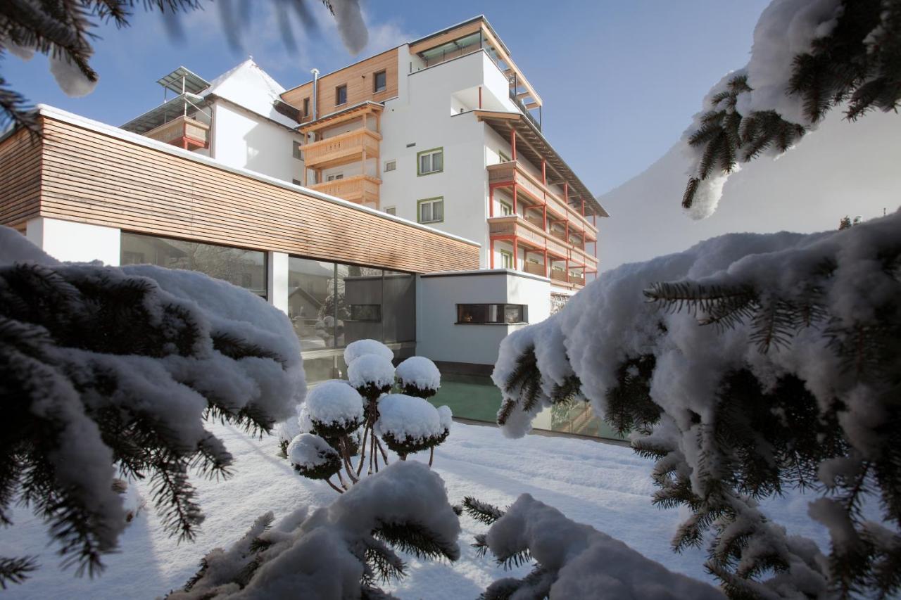 Hotel Truyenhof Ried im Oberinntal Exterior foto